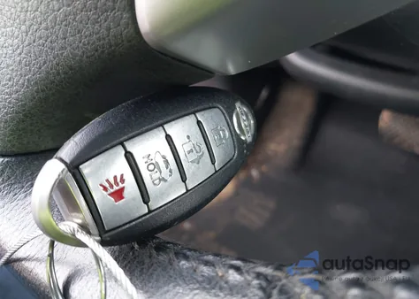 2015 Nissan Sentra Sr z USA, uszkodzony, nr VIN 3N1AB7AP2FY349875